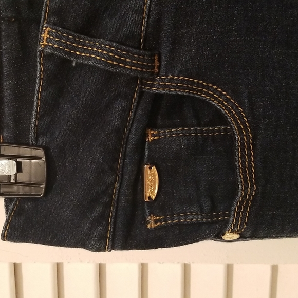 Studio F Jeans - Picture 3 of 12